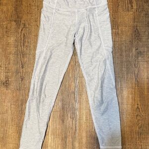 Hanna size 130 (8) light purple leggings- active line with pockets